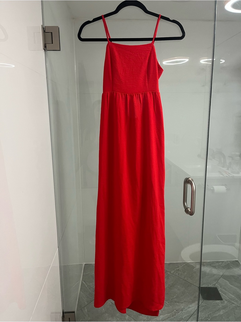 Red Sleeveless Maxi Dress